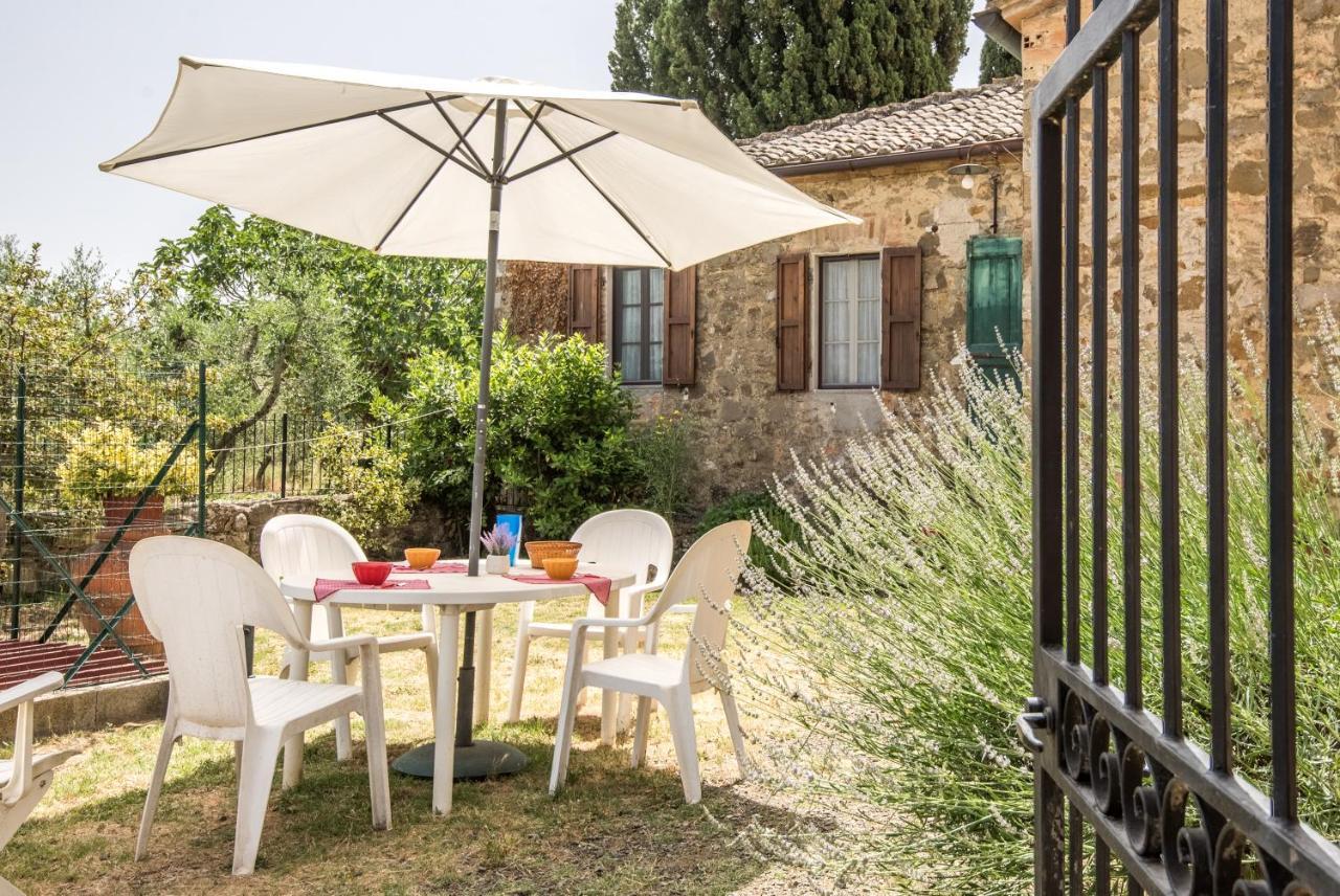 Casa Vacanze Del Borgo Montalcino Exterior foto